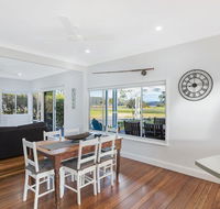 Kesla Beach House - Accommodation QLD