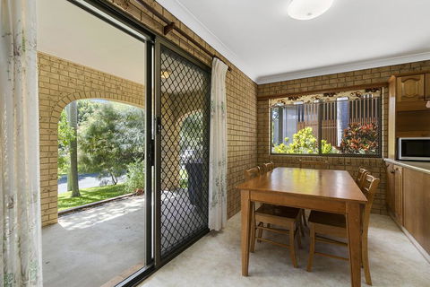 Kingfisher - Accommodation QLD 1