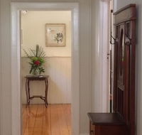 Kookaburra Cottage - Accommodation QLD