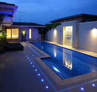 Kraimorie Large family beach house with pool superb water views pool and games room - Accommodation QLD
