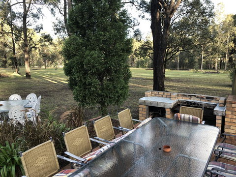 Krinklewood Cottage & Train Carriages - Accommodation QLD 2
