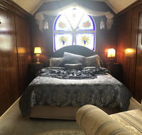 Krinklewood Cottage  Train Carriages - Accommodation QLD