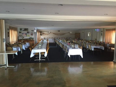 Kurrimine Beach Motel - Accommodation QLD 2