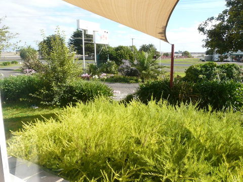 Lake Bolac Motel - Accommodation QLD 3