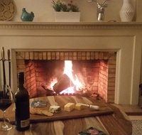 Lake House Benalla - Accommodation QLD