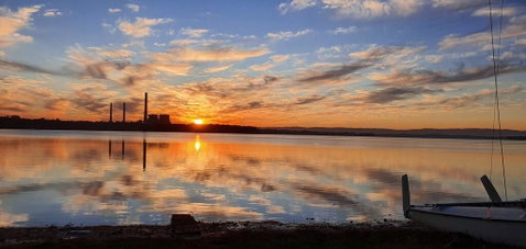 LAKEFRONT And SUNSET HAVEN - Accommodation QLD 2