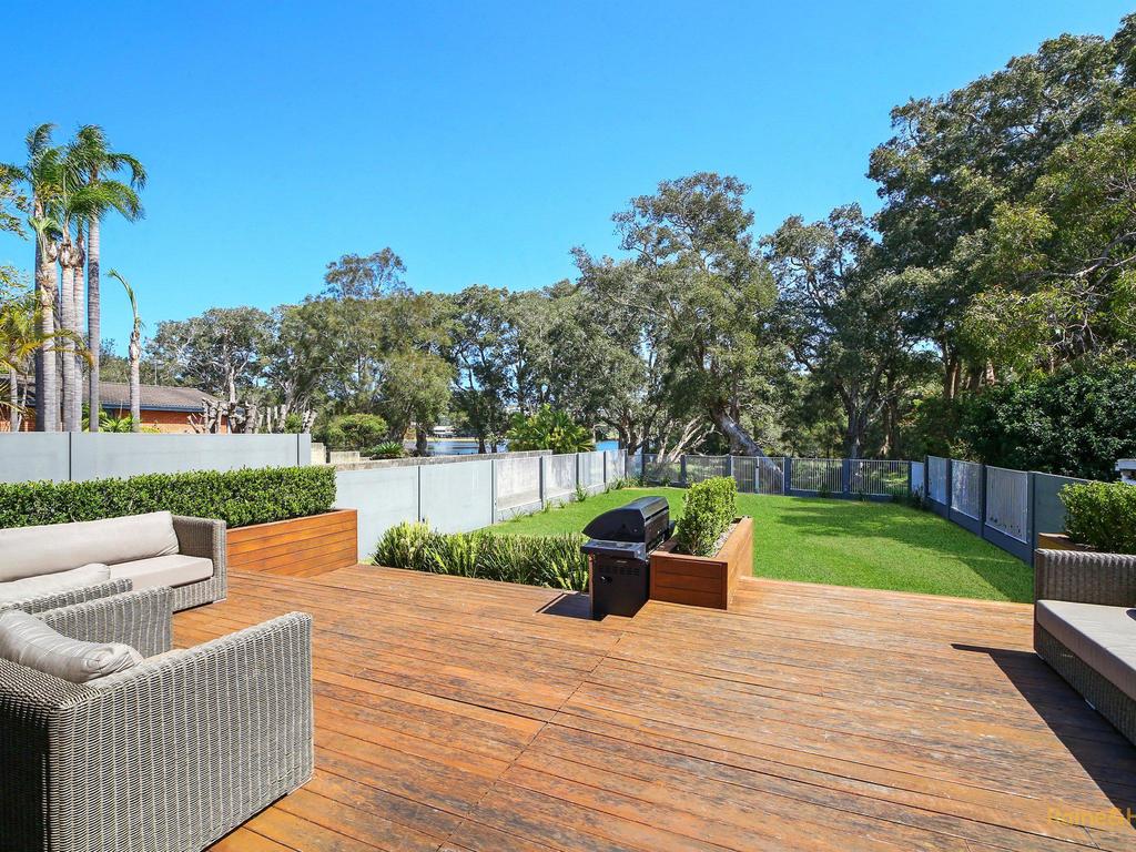 North Avoca NSW Accommodation QLD