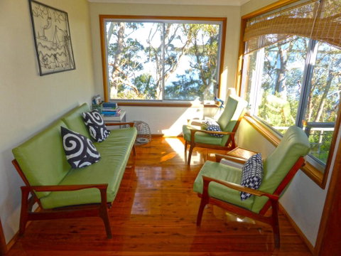 Lakeside Tranquility @ Culburra Beach - Accommodation QLD 2