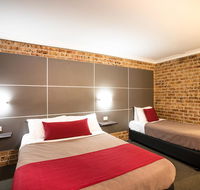 Lakeview Hotel Motel - Accommodation QLD