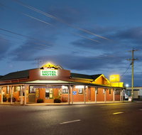 Lamington Hotel Motel - Detached Motel - Accommodation QLD