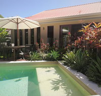 Latania Luxury Villa - Accommodation QLD