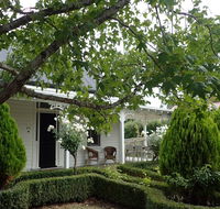 Lauristina Guest House - Accommodation QLD