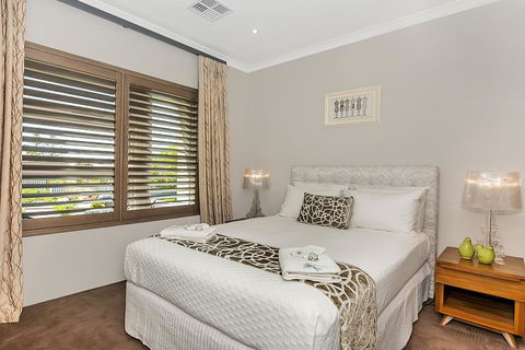 Lavender Manor BnB - Accommodation QLD 3