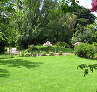 Leafield Cottages - Accommodation QLD
