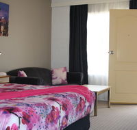 Leagues Motel - Accommodation QLD