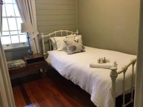 Lemon Tree Cottage - Bendeela - Accommodation QLD 2