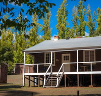Lewana Cottages - Accommodation QLD