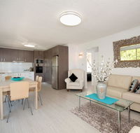 Lillian Street Shoal Court Unit 05 7 - Accommodation QLD