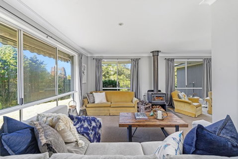Lilyview Cottage - Robertson - Accommodation QLD 2
