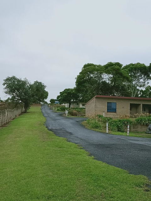 Limestone Coast Tourist Park - Accommodation QLD 3