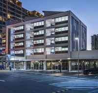 Link Portside - Accommodation QLD