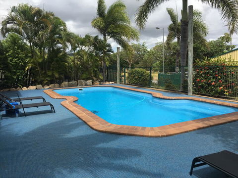 Luxury Caravan - Accommodation QLD 2