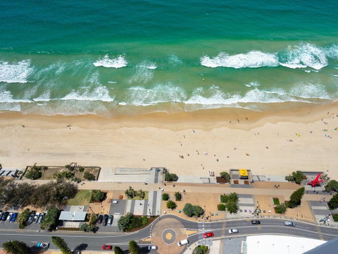 Luxury For The Soul 2 Bedroom Beachfront Apartment - Accommodation QLD 3