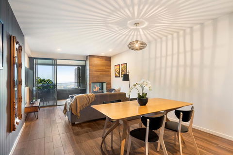Luxury Hinterland Retreat - Family Suite With Hinterland And Ocean Views - Accommodation QLD 3