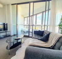 Luxury Level 2-bed 2-bath City View Apt in Olympic Park - Accommodation QLD
