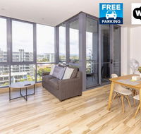Luxury modern apartment in Southport with hotel facilities - Accommodation QLD