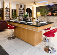 Luxury Penthouse 5 or 6 BDR 3 or 4 Bath Twin Rain Showers 400 sq mtrs - Accommodation QLD