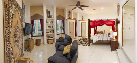 Luxury Penthouse 5 Or 6 BDR 3 Or 4 Bath Twin Rain Showers 400 Sq Mtrs - Accommodation QLD 3