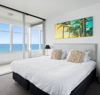 Luxury Private 3 Bedroom at the Q Surfers Paradise