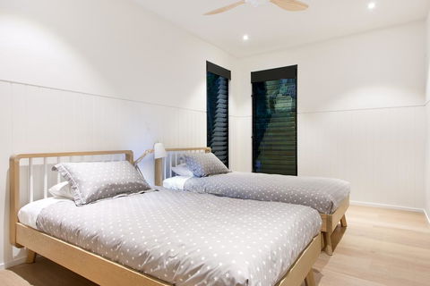 Luxury Rainforest Retreat, Little Cove - Accommodation QLD 0