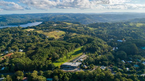 Luxury Spa Retreat With Ocean And Hinterland Views - Accommodation QLD 1