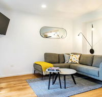 Luxury Spacious 2 Bedroom Fitzroy Apartment - Accommodation QLD