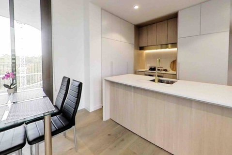 Macquarie Park 2beds 2 Bath 400m To Station, Free WIFI, Parking, Netflix - Accommodation QLD 3