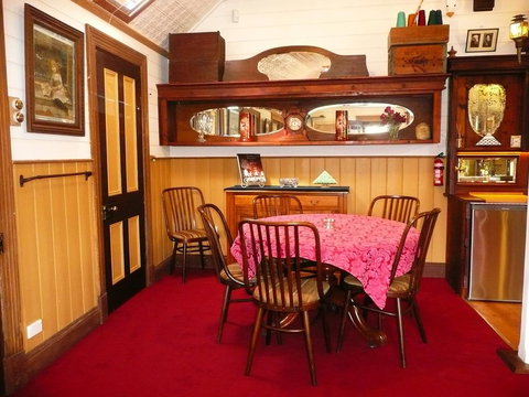 Madam Saddler - On Fraser Clunes - Accommodation QLD 3