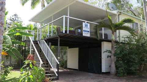 Magnetic Haven Unit 5 - Accommodation QLD 0