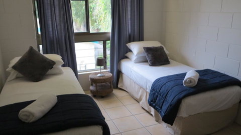 Magnetic Reef Apartments Unit 3 - Accommodation QLD 3