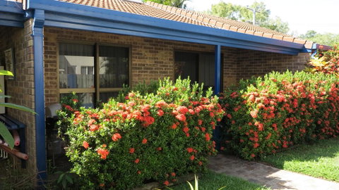 Magnetic Shores Unit 2 - Accommodation QLD 0