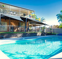Magnificent Lakeview House - Long Jetty - Accommodation QLD