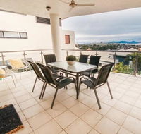 Magnificent Location with Amazing Views - Accommodation QLD