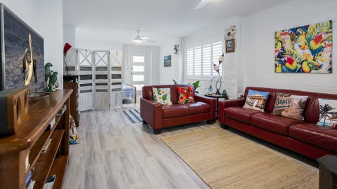 Mahalo - Accommodation QLD 1