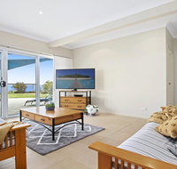 Mamorhomy - beachfront spacious apartment - Accommodation QLD