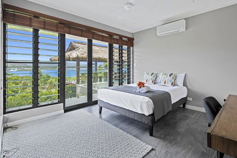 Mandalay Luxury Retreat - Accommodation QLD 2