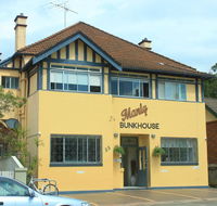 Manly Bunkhouse - Accommodation QLD