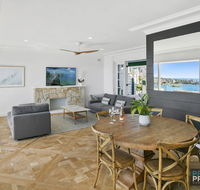 Manly Panorama - Northern Beaches Holiday House - Accommodation QLD