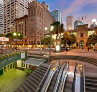 Manor Apartment Hotel - Accommodation QLD