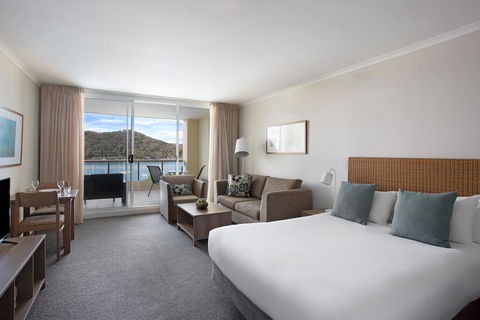 Mantra Ettalong Beach - Accommodation QLD 2